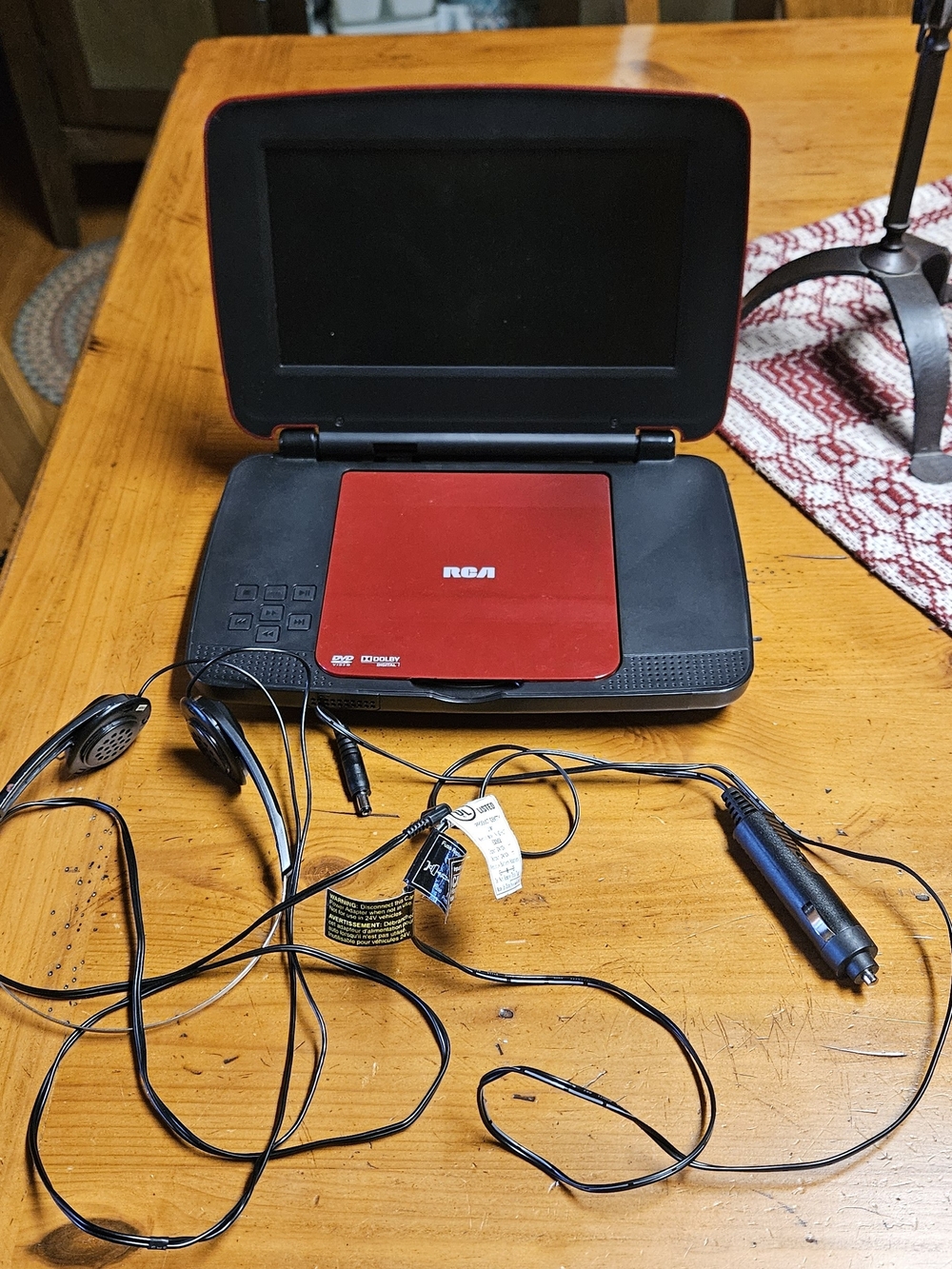 RCA Portable Red 7" Foldable DVD Player with Radioshack Headphones